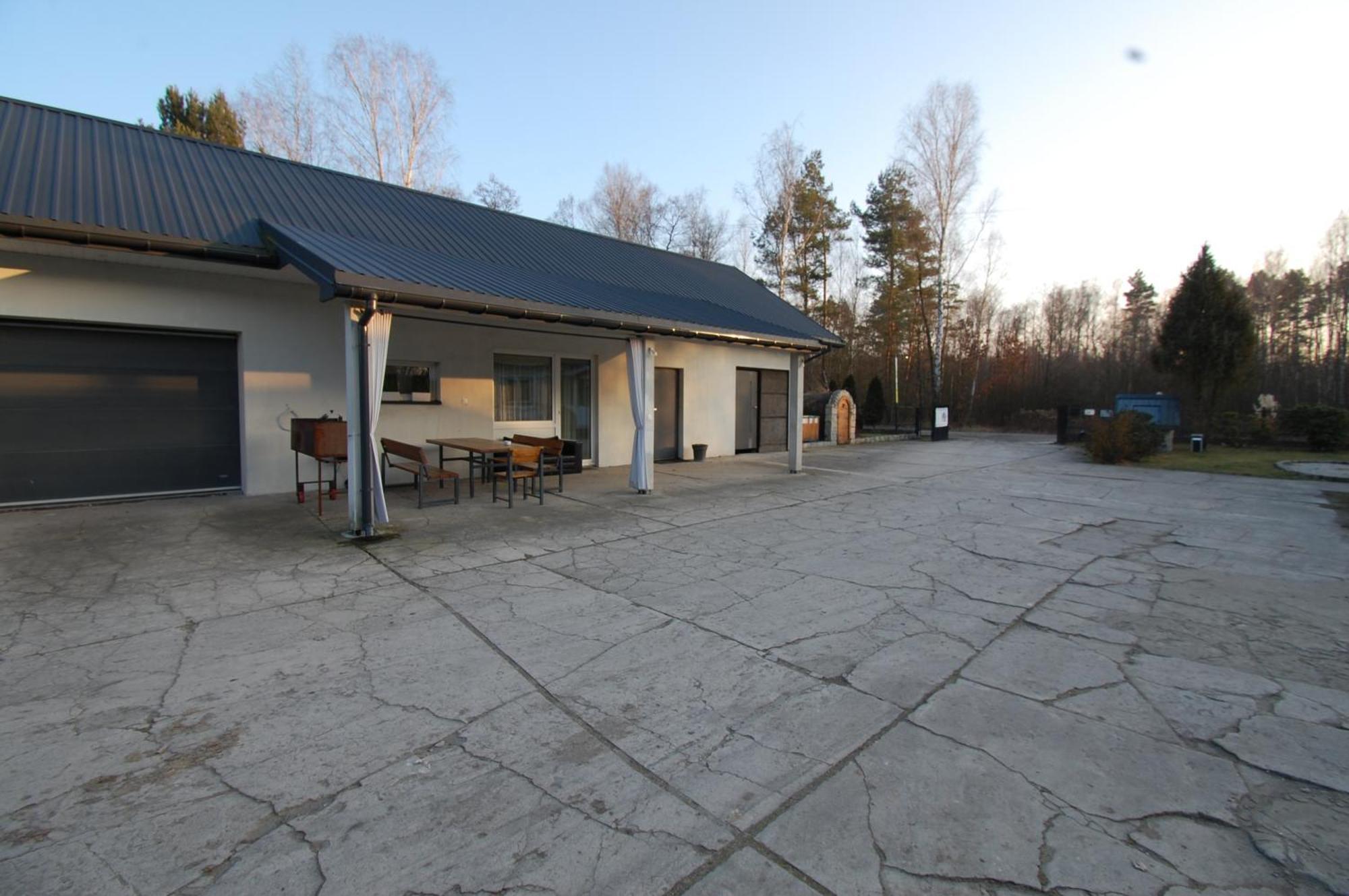 Wypoczynek Letnia Oaza Vila Sobienie Jeziory Exterior foto